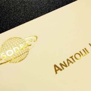 Визитки с топъл златен печат